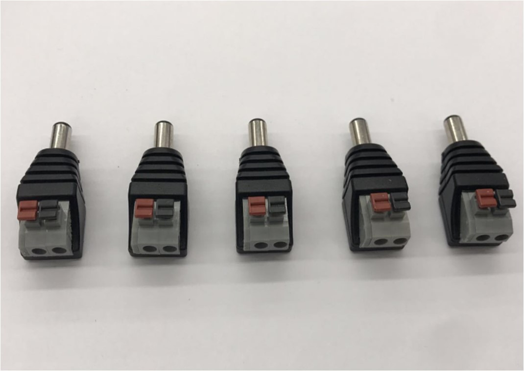DC zástrčka 5,5/2,1 mm so zacvakávacími svorkami