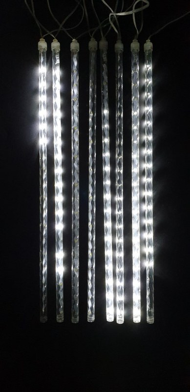 LED padajúce cencúle 2-20, 8 trubíc, 2,1 m, 288 LED, vonkajšie aj vnútorné, studená biela