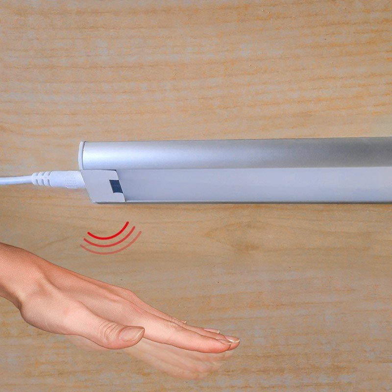 LED podlinkové svietidlo s bezdotykovým senzorom, stmievateľné, 9 W, 700 lm, 4100 K, 60 cm (WO217)