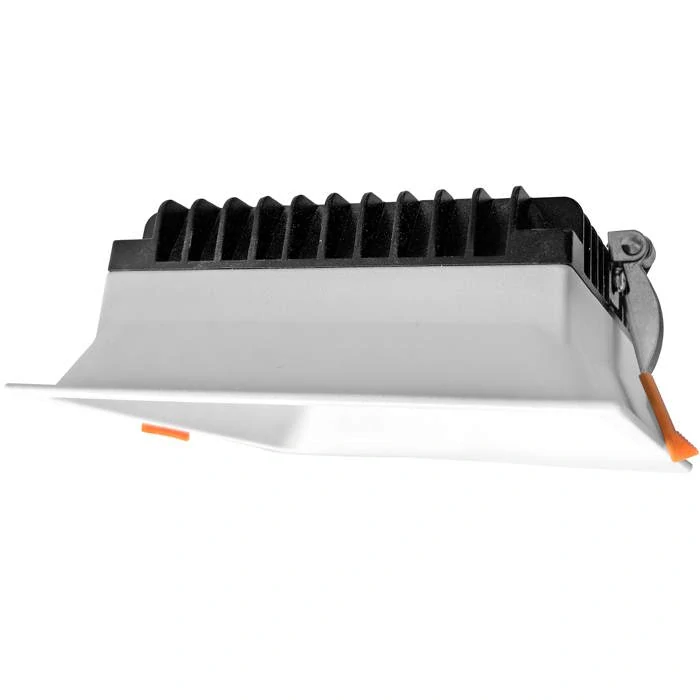 Vstavané LED 12-36W hranaté svietidlo biele, IP44