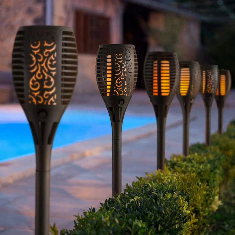 Solárna záhradná fakľa – efekt plameňa 360°, 12 LED, 58 cm, automatická