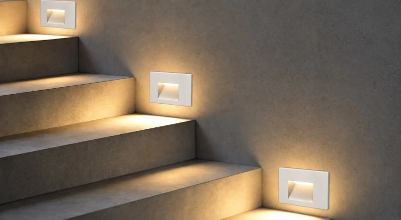 LED schodiskové svietidlo MINO, 3 W, 13,4 × 8,5 cm, IP65, biele