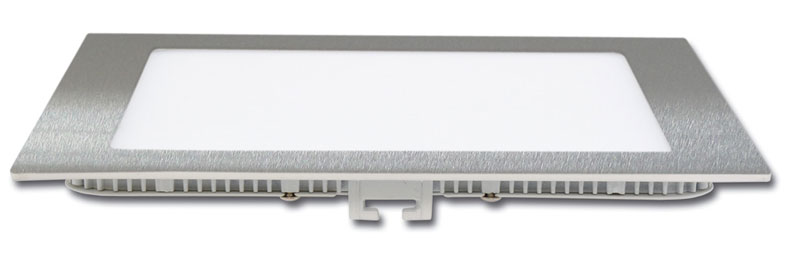 Zapustený štvorcový LED panel 17x17cm,12W,2700K,IP20, chróm