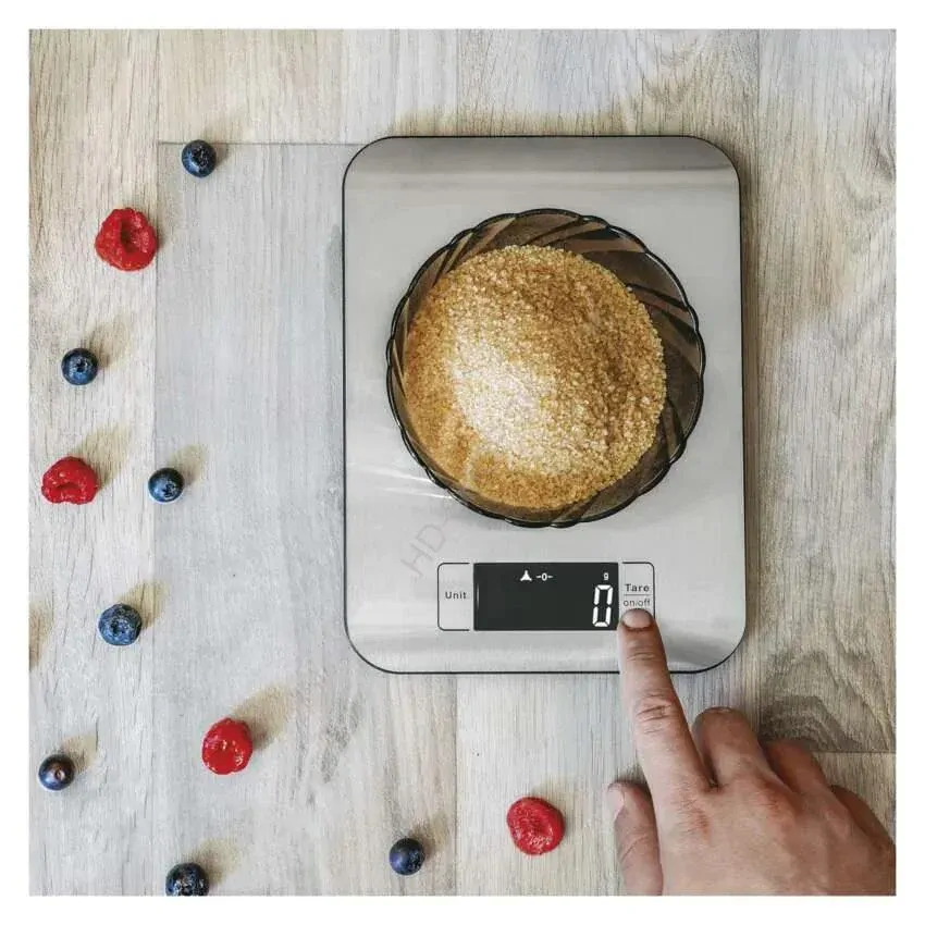 Digitálna kuchynská váha EV012, strieborná