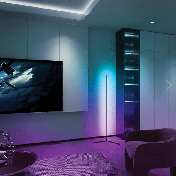 Inteligentné rohové náladové RGBW svietidlo